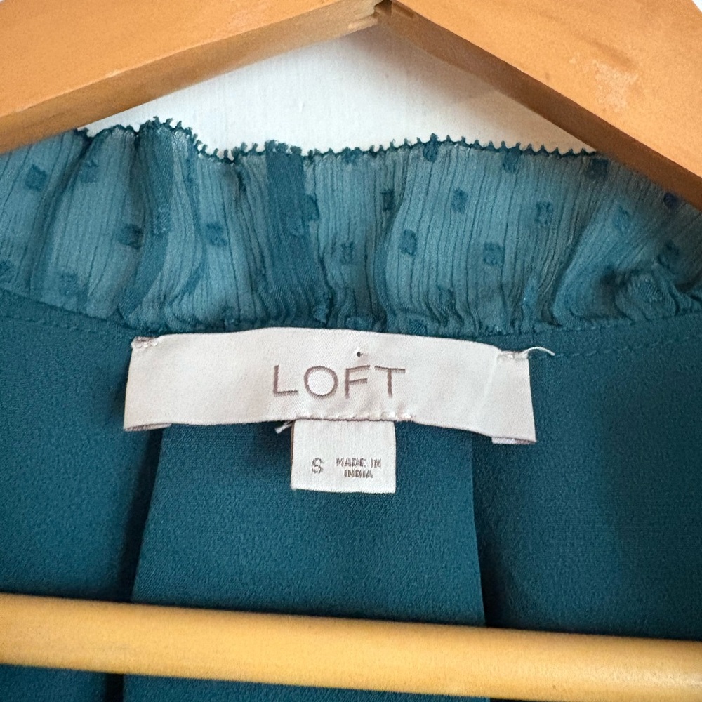LOFT Teal Ruffle Blouse size small - Picture 3 of 7